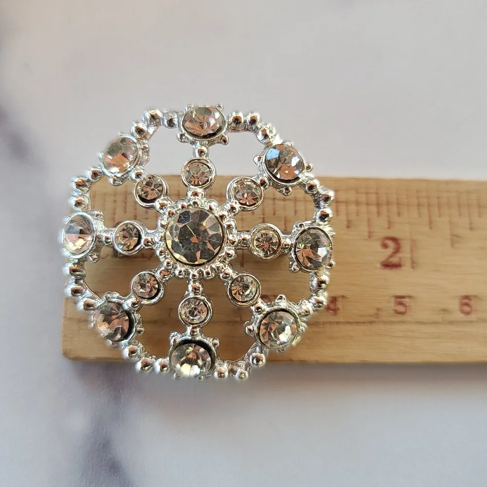 Vintage Rhinestone Circular Brooch